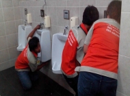 Thông bồn tiểu nam Phường 1 quận 8 giá rẻ - 0979.088.561