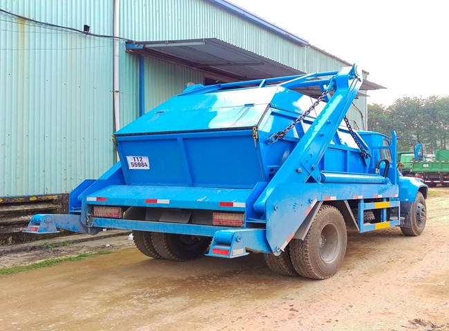 Xe vận chuyển b&ugrave;n vi sinh Hậu Giang hiện đại