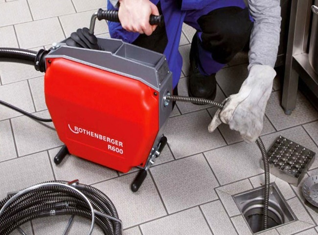 Giá thông cống nghẹt quận 8 được khách hàng quan tâm